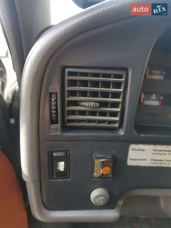 Позашляховик / Кросовер Toyota 4Runner 1995 в Одесі