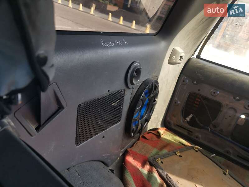 Позашляховик / Кросовер Toyota 4Runner 1995 в Одесі