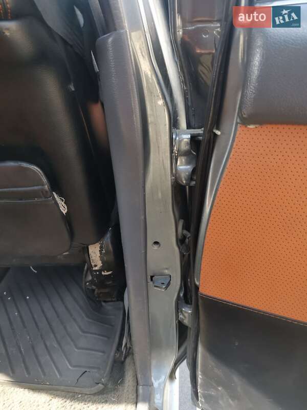 Позашляховик / Кросовер Toyota 4Runner 1995 в Одесі