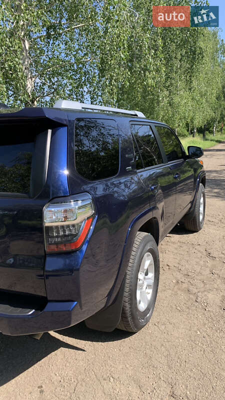 Внедорожник / Кроссовер Toyota 4Runner 2018 в Харькове