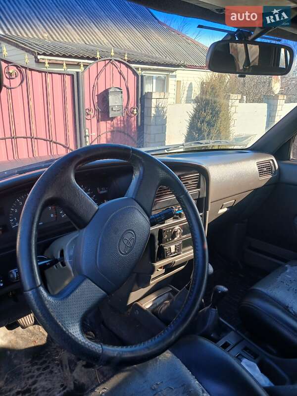 Внедорожник / Кроссовер Toyota 4Runner 1995 в Кегичевке