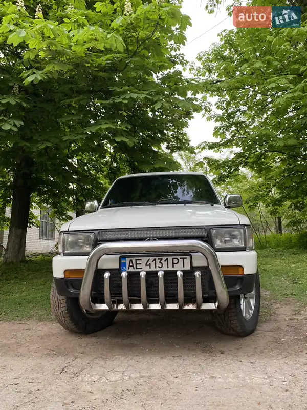 Позашляховик / Кросовер Toyota 4Runner 1992 в 