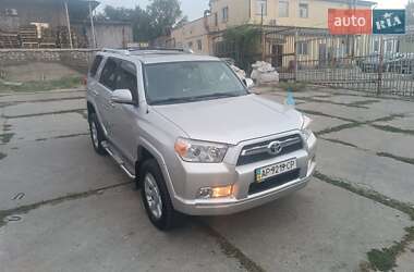 Внедорожник / Кроссовер Toyota 4Runner 2011 в Запорожье