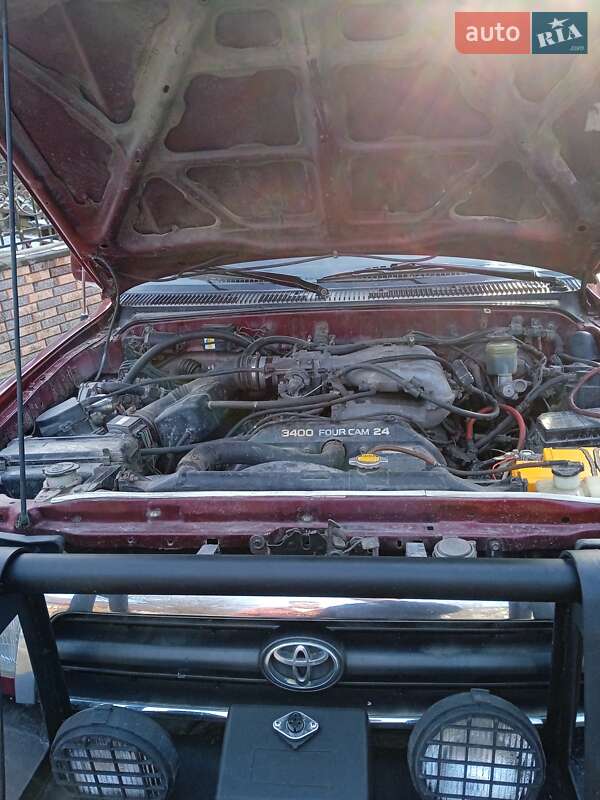 Внедорожник / Кроссовер Toyota 4Runner 1996 в Верховине