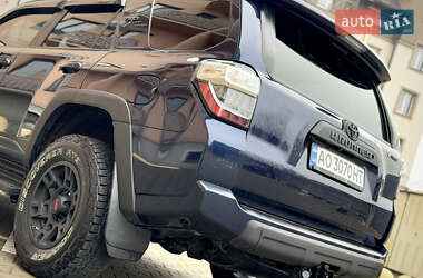 Внедорожник / Кроссовер Toyota 4Runner 2017 в Ужгороде