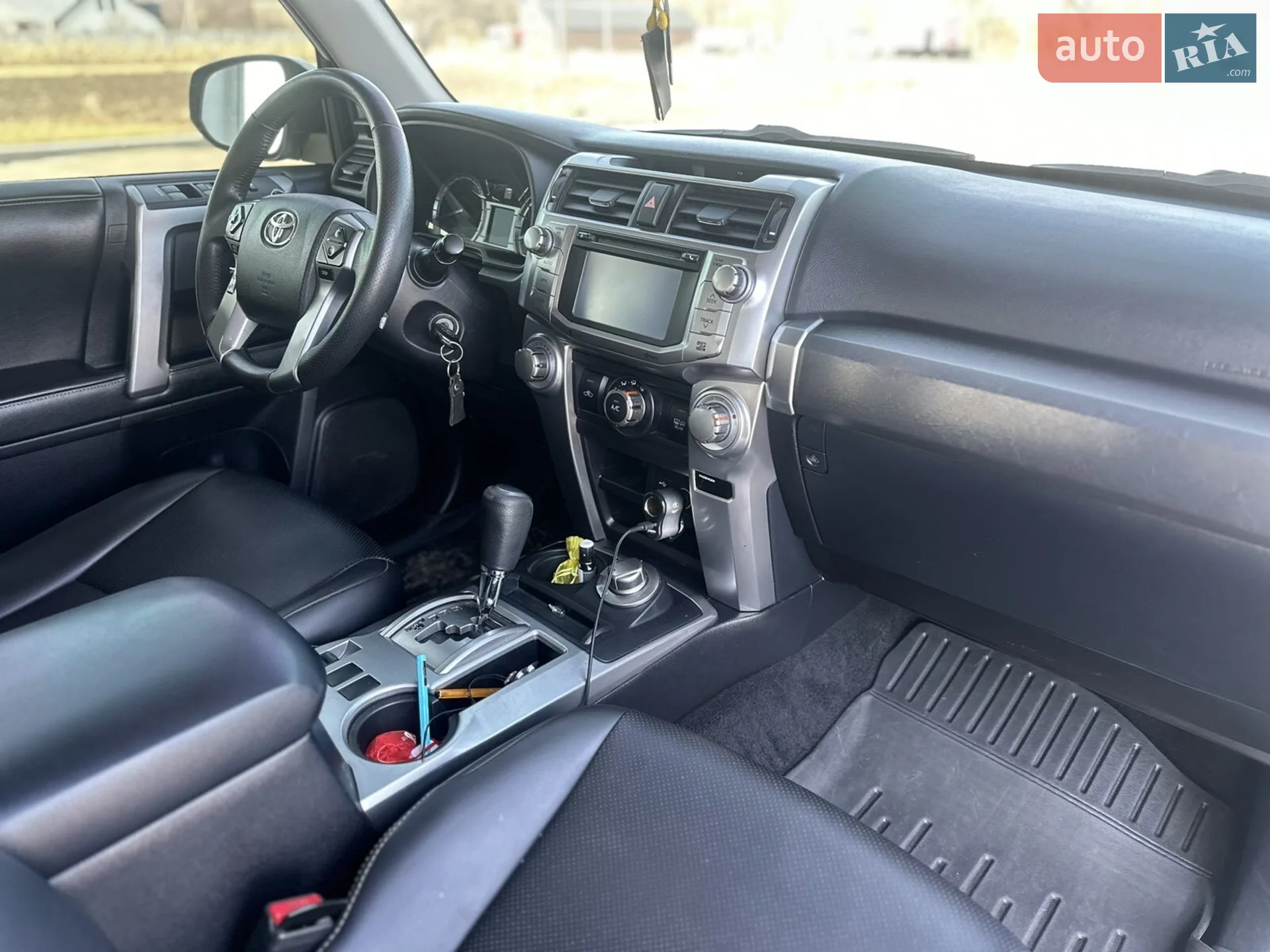 2014 Toyota 4Runner - мініатюра 25