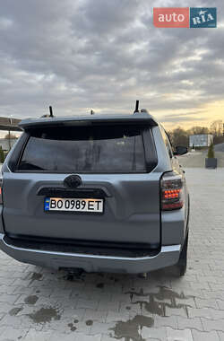 Внедорожник / Кроссовер Toyota 4Runner 2018 в 