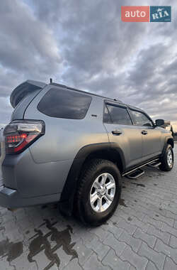 Внедорожник / Кроссовер Toyota 4Runner 2018 в 