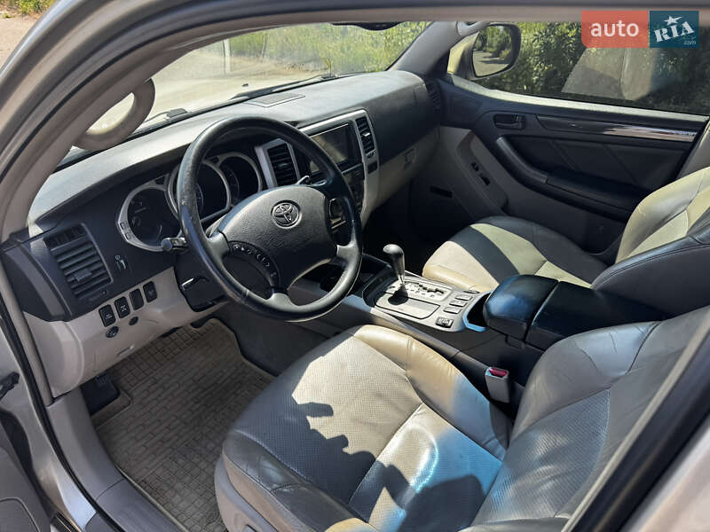 Внедорожник / Кроссовер Toyota 4Runner 2004 в Одессе