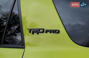Позашляховик / Кросовер Toyota 4Runner 2021 в 