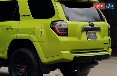 Позашляховик / Кросовер Toyota 4Runner 2021 в 