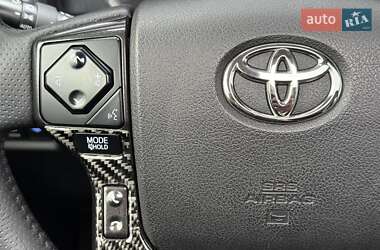 Позашляховик / Кросовер Toyota 4Runner 2021 в 