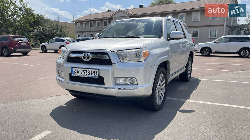 Toyota 4Runner 2011