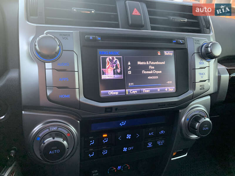 Внедорожник / Кроссовер Toyota 4Runner 2016 в Киеве