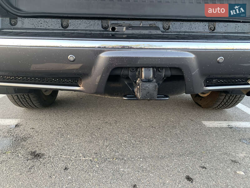 Внедорожник / Кроссовер Toyota 4Runner 2016 в Киеве