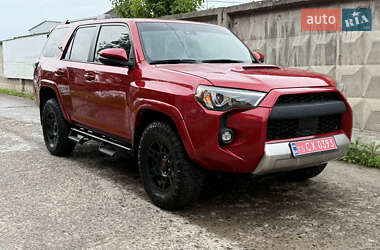 Позашляховик / Кросовер Toyota 4Runner 2022 в Рівному