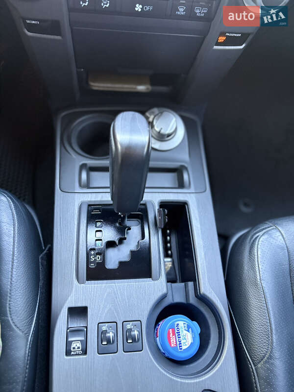 Внедорожник / Кроссовер Toyota 4Runner 2011 в Чернигове