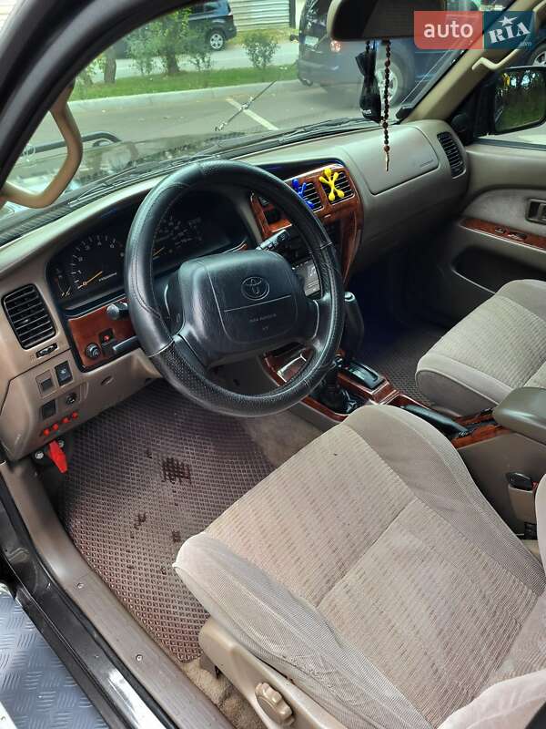 Позашляховик / Кросовер Toyota 4Runner 1997 в Черкасах