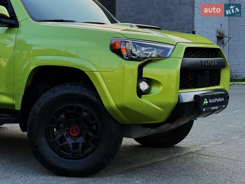 Внедорожник / Кроссовер Toyota 4Runner 2021 в Киеве