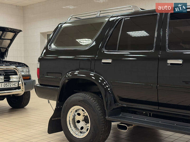 Внедорожник / Кроссовер Toyota 4Runner 1994 в Киеве