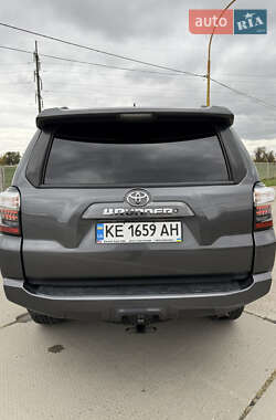 Внедорожник / Кроссовер Toyota 4Runner 2020 в 