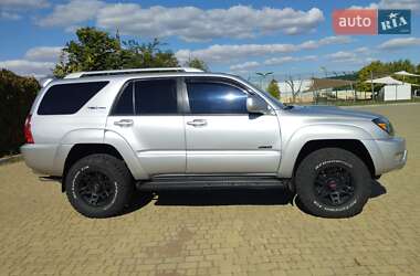 Внедорожник / Кроссовер Toyota 4Runner 2005 в  фото 10 Внедорожник / Кроссовер Toyota 4Runner 2005 в