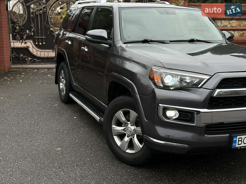 Внедорожник / Кроссовер Toyota 4Runner 2014 в Виннице