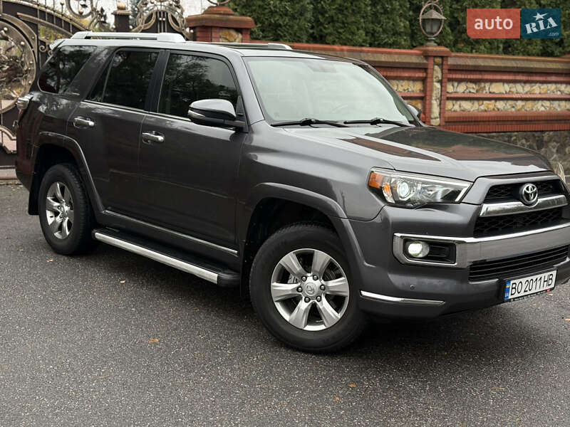 Внедорожник / Кроссовер Toyota 4Runner 2014 в Виннице