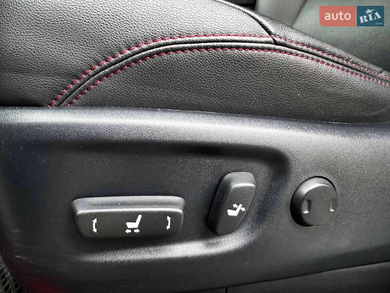 Внедорожник / Кроссовер Toyota 4Runner 2019 в Киеве