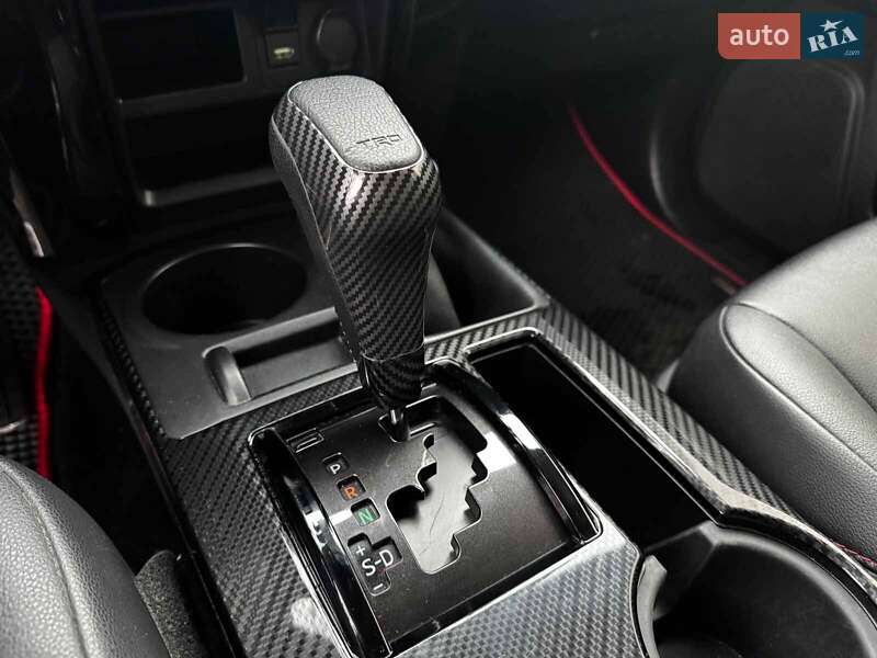 Внедорожник / Кроссовер Toyota 4Runner 2019 в Киеве
