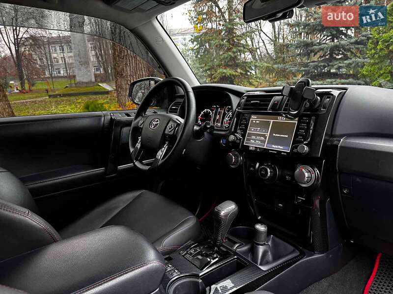 Внедорожник / Кроссовер Toyota 4Runner 2019 в Киеве
