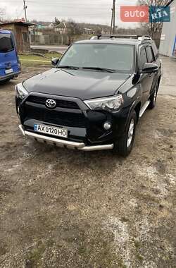 Внедорожник / Кроссовер Toyota 4Runner 2015 в Харькове