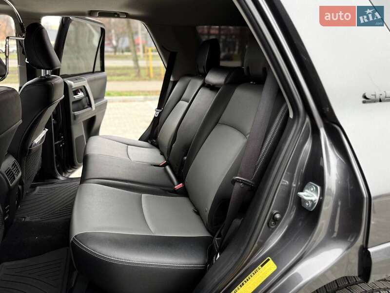 Внедорожник / Кроссовер Toyota 4Runner 2016 в Черкассах фото 11 Внедорожник / Кроссовер Toyota 4Runner 2016 в Черкассах