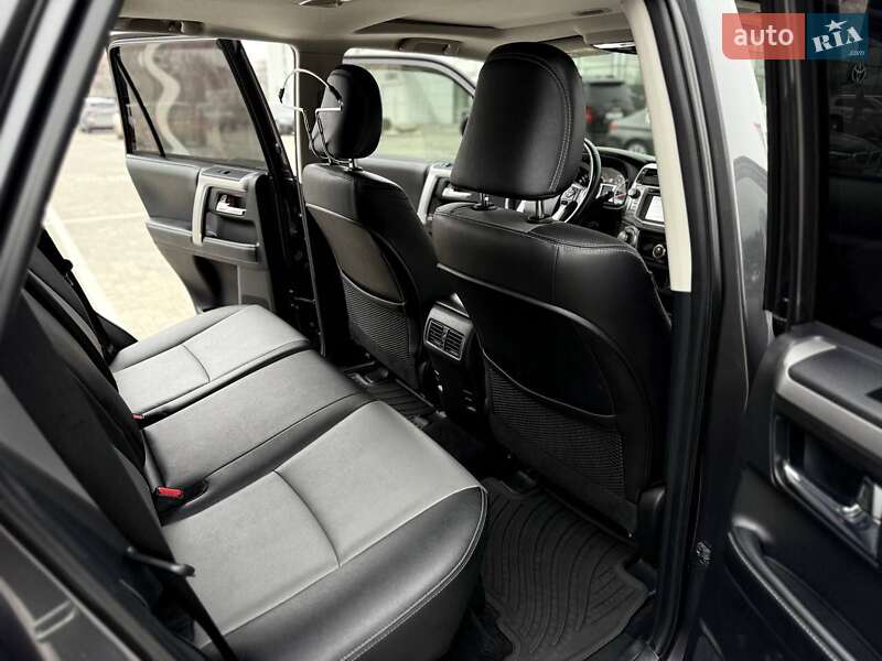 Внедорожник / Кроссовер Toyota 4Runner 2016 в Черкассах фото 19 Внедорожник / Кроссовер Toyota 4Runner 2016 в Черкассах