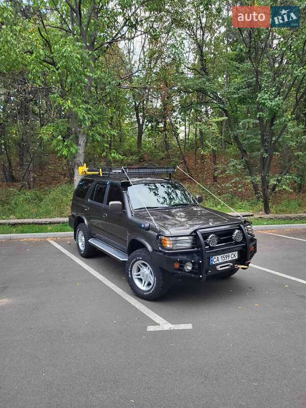 Внедорожник / Кроссовер Toyota 4Runner 1997 в Черкассах