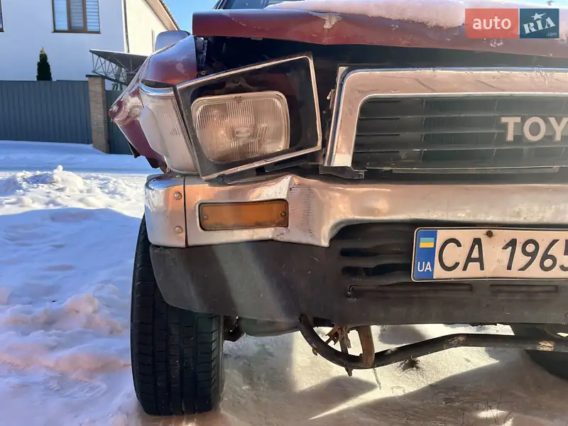 Toyota 4Runner 1990 VIN JT111VND009002357 фото оголошення 3 з 43