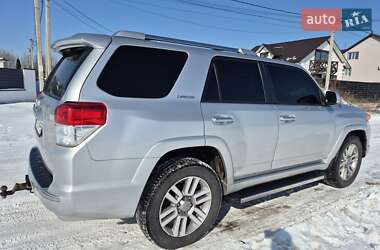 Позашляховик / Кросовер Toyota 4Runner 2011 в Києві