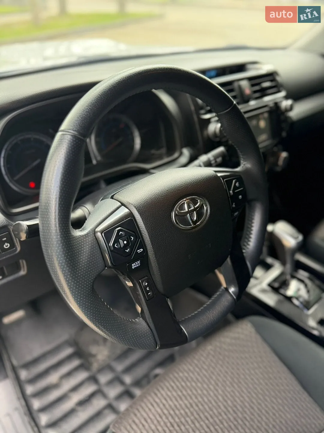 2018 Toyota 4Runner - мініатюра 17
