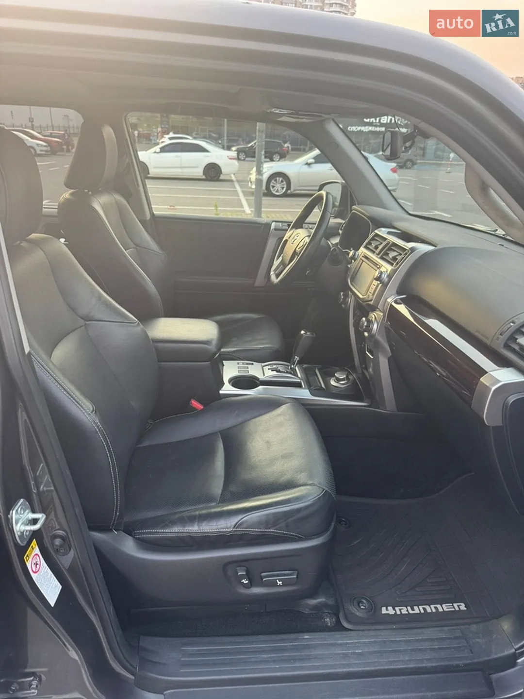 2016 Toyota 4Runner - мініатюра 22