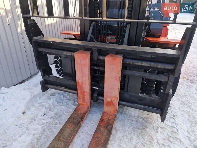 Вилочний навантажувач Toyota 5FD70 2006 в Києві