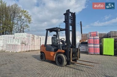 Вилочний навантажувач Toyota 62-7FDF 2007 в Луцьку