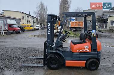Вилочный погрузчик Toyota 6FG14 1996 в Одессе