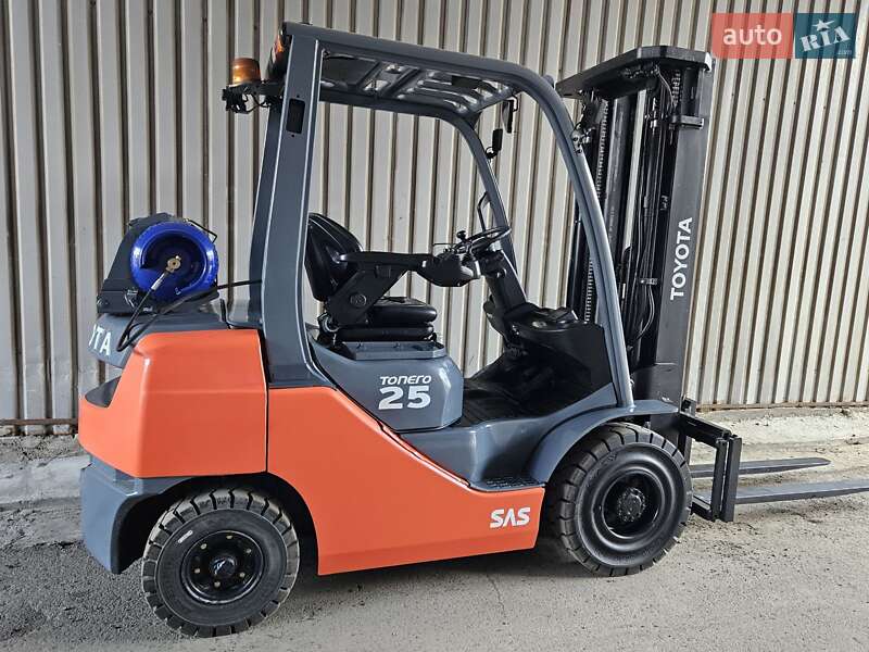 Toyota 6FG25 2017