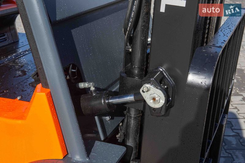 Вилочный погрузчик Toyota 7FB 2012 в Житомире фото 2 Вилочный погрузчик Toyota 7FB 2012 в Житомире