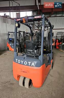 Вилочный погрузчик Toyota 8FBET16 2018 в 