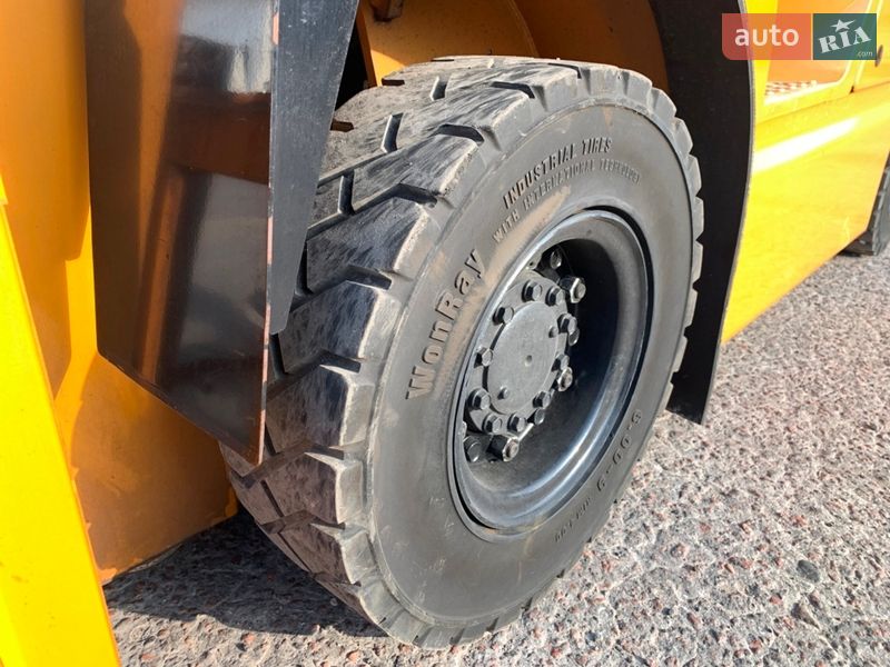 Вилочный погрузчик Toyota 8FBMT15 2020 в Николаеве