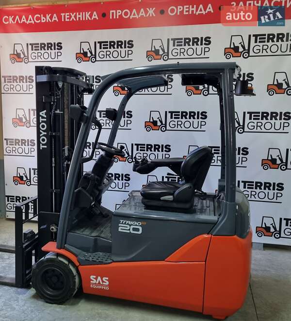 Вилочный погрузчик Toyota 8FBMT16 2013 в Виннице