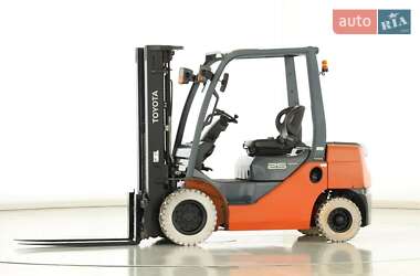 Вилочный погрузчик Toyota 8FDF-25 2018 в Киеве