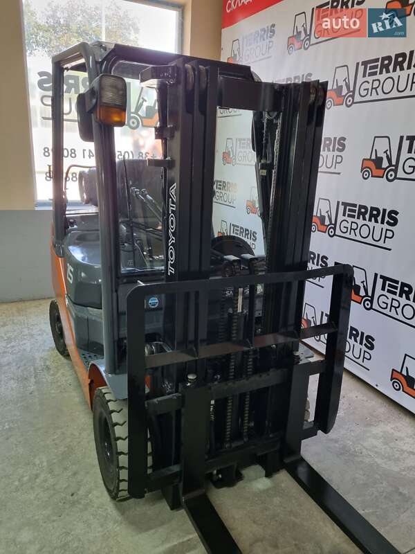 Вилочний навантажувач Toyota 8FG15 2007 в Вінниці