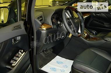 Минивэн Toyota Alphard 2019 в Киеве